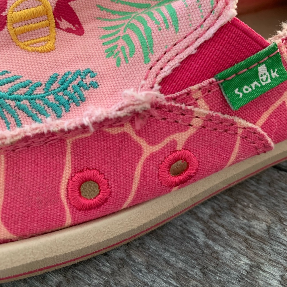 Sanuk Girls Sidewalk Surfer Giraffe Print - Picture 13 of 15